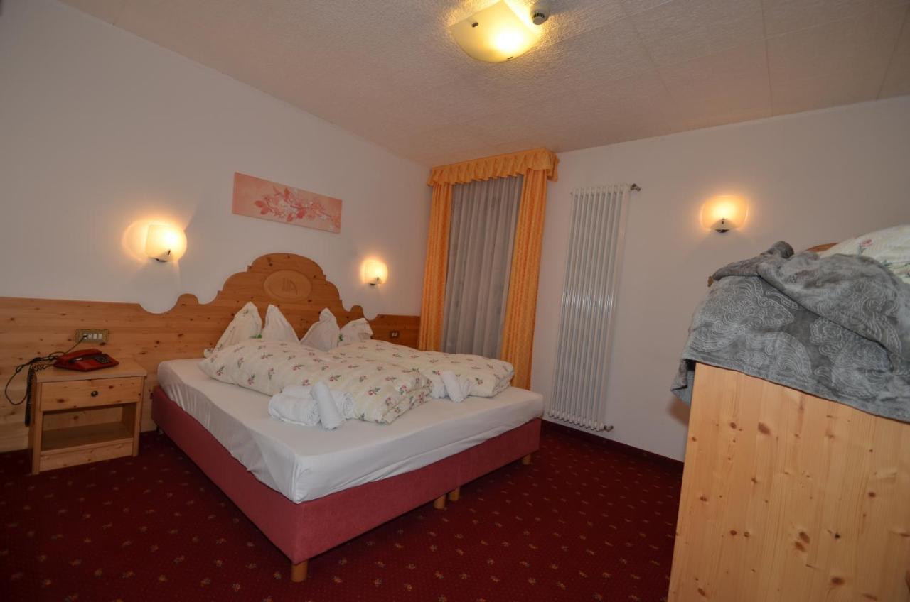 Hotel Albe Rocca Pietore Exterior photo